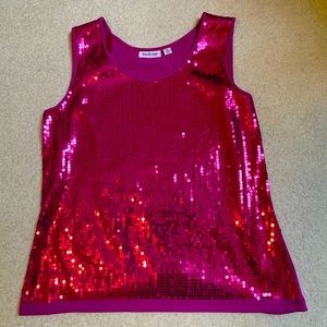 Sparkly sequin top, holiday ready!